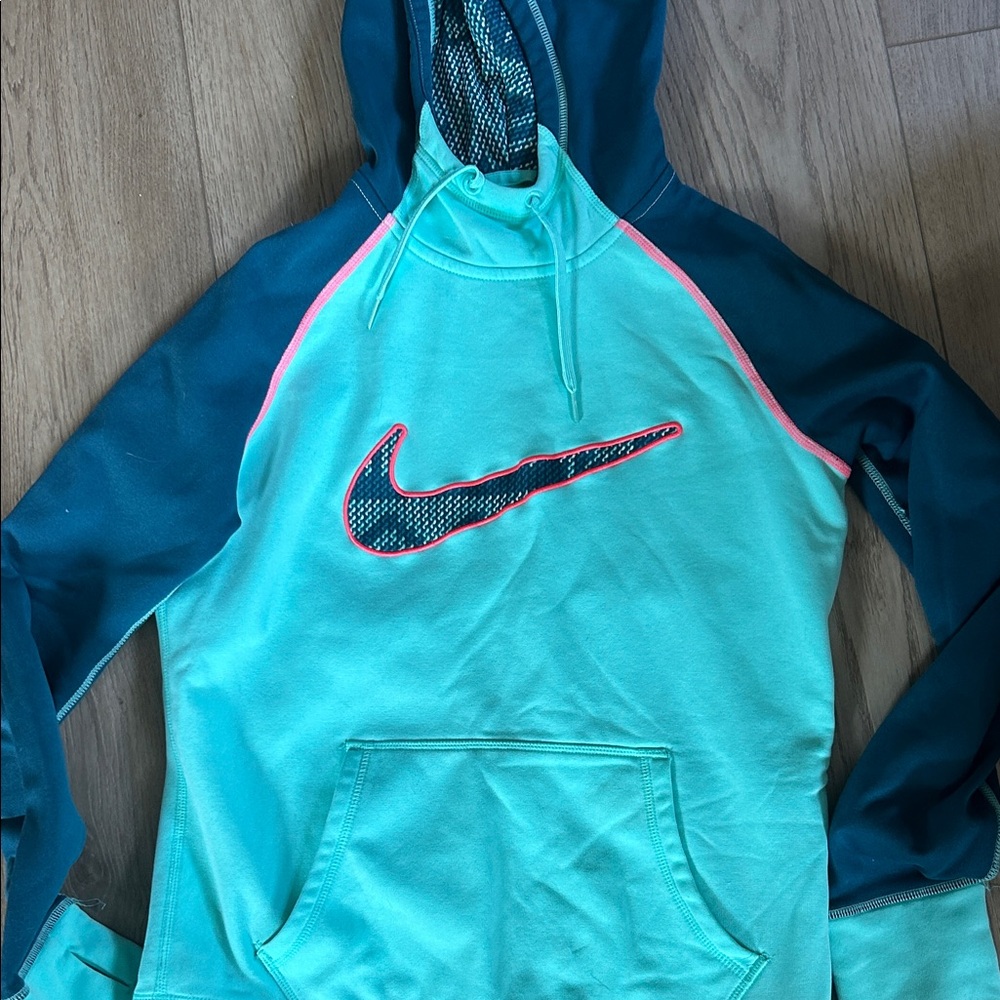 Nike Therma-Fit Teal and Blue Fleece